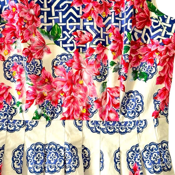 Cotton Talbots Mosaic Floral Blue and White Sleeveless Dress Size 8 Petite - Picture 6 of 12